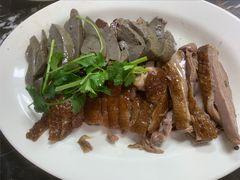 鹅肝拼鹅肉饭-乌文新澄海卤鹅店