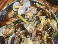 -蚝堡海鲜·威海菜·海肠捞饭·烧烤·亚洲吃蚝公司(幸福门店)