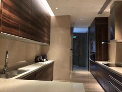 -广州天河希尔顿酒店