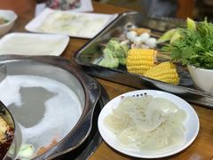 -成都玉林串串香火锅(三八店)