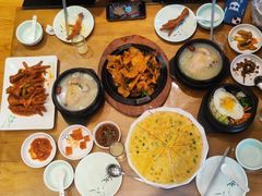 -长寿参鸡汤(朝韩风情街店)