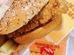 -麦当劳(轻轨曹杨路店)