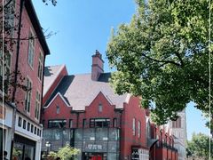 -钟书阁(松江泰晤士小镇店)