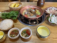 -阿婆情腊排骨火锅(金虹路店)