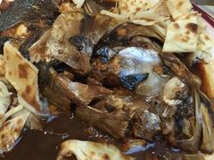 俩人吃不了的大鱼头-旺顺阁鱼头泡饼(小红门店)