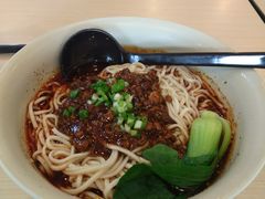 重庆摊摊面麻辣味-李先生牛肉面大王(北京东四店)