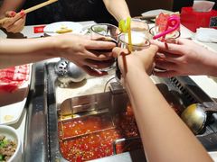 -海底捞火锅鲜切牛肉主题店(长寿路店)