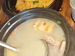 泉水叮咚鱼头汤-鱼食饭稻·苏浙土菜17年老馆子(平江路店)