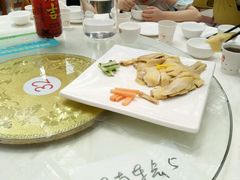 -广州花之恋城堡酒店