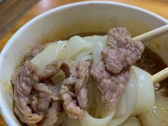 生烫牛肉粉-王记生烫牛杂面馆(兰陵路店)
