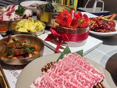 -草家酱蟹炭火烤肉店(珲春南路一店)