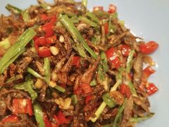 -阿瓦山寨·湘菜现炒·剁椒鱼头王(咸阳总店)