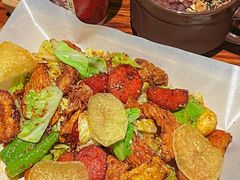 -八月美食小馆(银泰城总店)