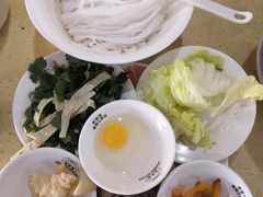 -桥香园云南过桥米线(金马碧鸡店)