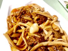 红烧狮子头-天厨妙香素食餐厅(清华店)