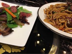 -皇后餐厅-煲仔·小菜·打边炉(古北店)