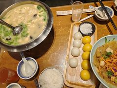 -95号酱骨·一块豆腐(展春园西路店)