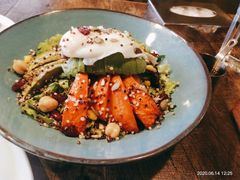 -HIGH FIVE哈福手工汉堡(桂林路店)