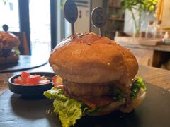 -HIGH FIVE哈福手工汉堡(桂林路店)