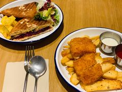 -HELLO 27 意面·沙拉·帕尼尼