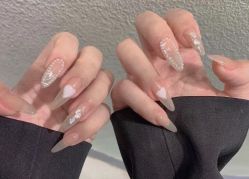-MOE BEAUTY.皮肤管理中心