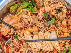 -周良天山牛杂城(天山路总店)