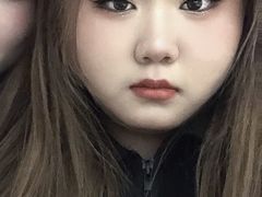 -维纳斯化妆摄影学校