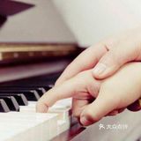 会弹钢琴的人都附带男神范女神范