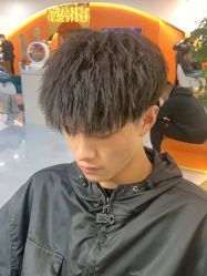 -贝勒爷专业男发
