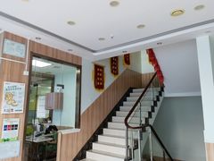 -瑞鹏宠物医院·内科·中兽医·骨科(苗圃店)