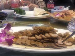 -快乐海鲜酒楼(滇池路店)
