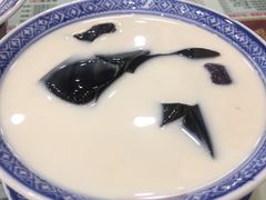 芋圆仙草-赵记传承特色牛奶甜品(泉城广场店)