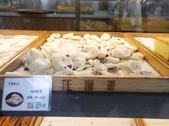 面包甜点陈列柜-汪保来(杭州解放路店)