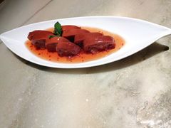 洞庭蜜藕-佬麻雀·新湘菜(东方宝泰店)