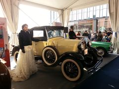 户外车展-万达广场(南京江宁店)