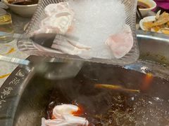 -忘情水鱼头·鲜鱼火锅(滨江中路店)