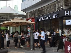 门口排队-喜茶(深圳福田星河COCO Park店)