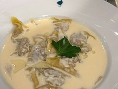 鹅肝松露饺子-Le Comptoir de la Gastronomie