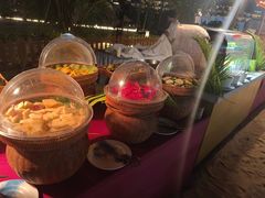-亚龙湾希尔顿自助餐厅·海鲜·烧烤·沙滩BBQ·现场乐队