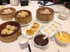 -万龙洲海鲜(大兴绿地缤纷城店)