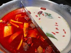 -湊湊火锅·茶憩(新中关购物中心店)