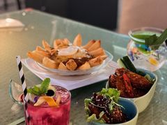 黑白芝麻鸡翅-Let'sBURGERplus·非常创意汉堡(三里屯店)