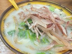 -鸿福面馆(乍浦路店)