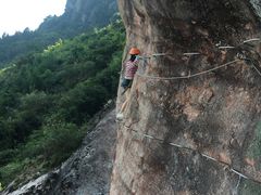 -玻璃桥景区石牛寨