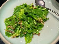 豆豉丁香鱼炒山苏-映水芙蓉(上海万象城店)