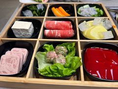 -海底捞火锅(新松江路店)