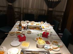 -海底捞火锅鲜切牛肉主题店(长寿路店)