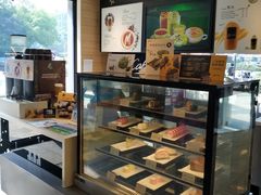 面包甜点陈列柜-麦当劳(南京水西门大街店)