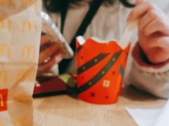 -麦当劳(中山公园龙之梦店)