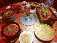 -万重锦·人文川菜馆(骡马市店)